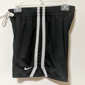 Nike DRI-FIT Basketball Shorts, EUC